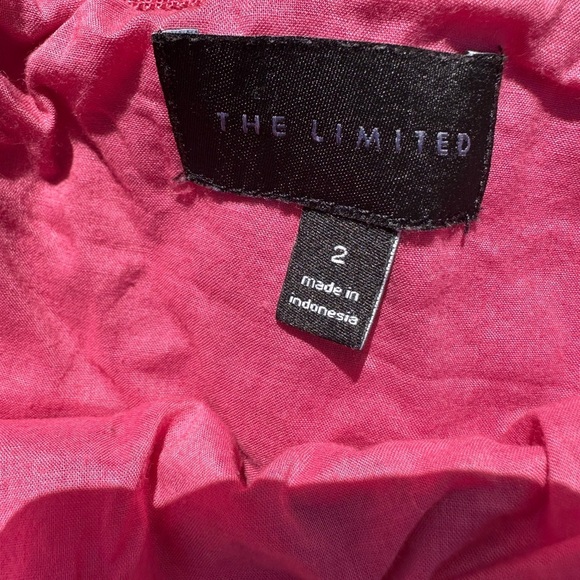 The limited Vibrant Pink Skirt - Picture 3 of 6